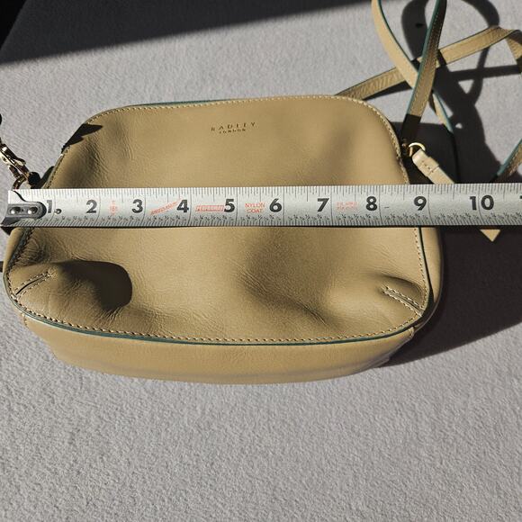 Radley London Leather Crossbody Bag Beige Double Zip Small Purse - Picture 8 of 10